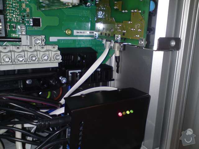 Připojení FVE, instalace monitorovacího systému Solarmonitor: DSC00268