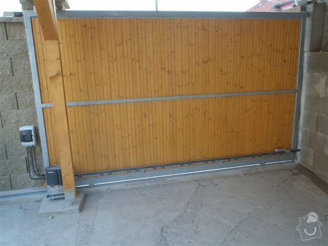 Vjezdová brána, vrata: P5120083