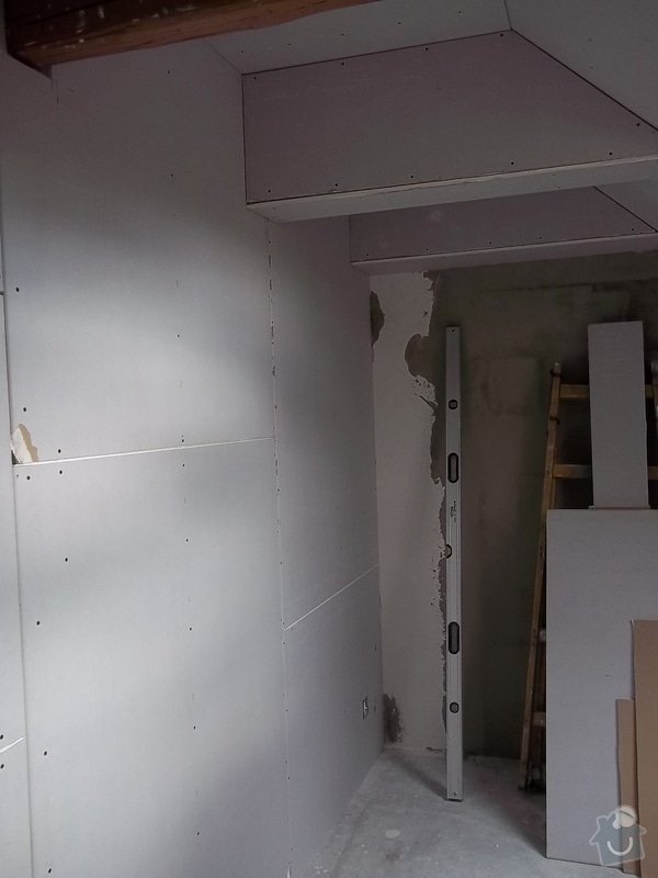 Rekonstrukce podkrovního pokoje: 104_0422
