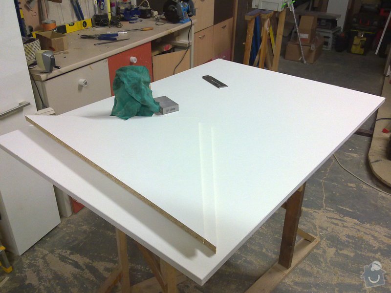 Výroba atypického stolu ve tvaru střechy: 19092011229