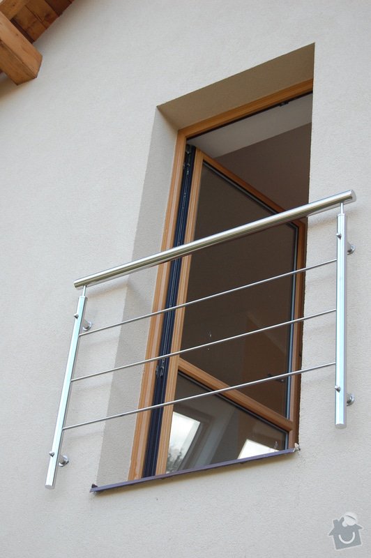 Nerezové zábradlí schodiště a Francouzského okna: DSC_5504