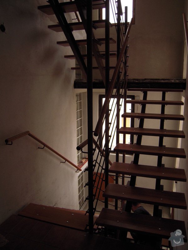 Rekonstrukce schodiště: DSCN1772