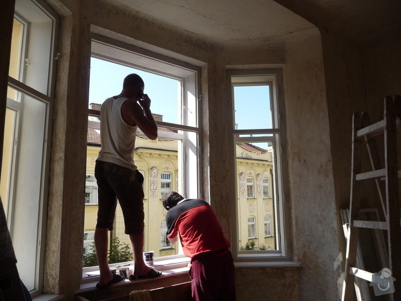 Dokončení opravy kastlového okna: zasklení a lak: P1080601