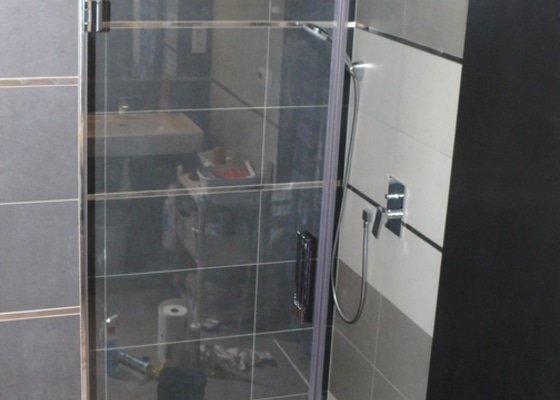 Skleněný sprchový kout + celoskleněné dveře + VIDEO