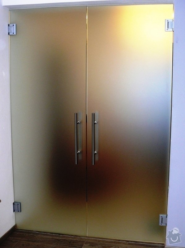 Skleněný sprchový kout + celoskleněné dveře + VIDEO: P1010175
