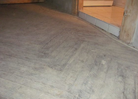 Renovace podlahy (65m2)