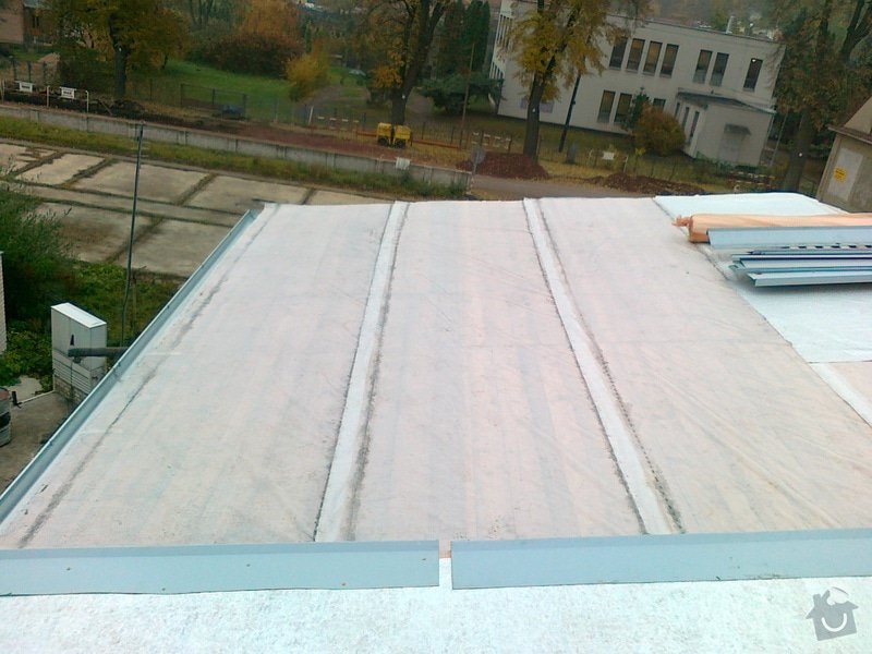 Izolace střechy pro firmu  ZH Euro Expo s.r.o. : 02112011290