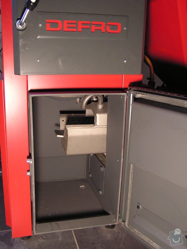 Instalace automatického kotle na tuhá paliva DEFRO AGRO Uni 15 kW v novostavbě RD: 006