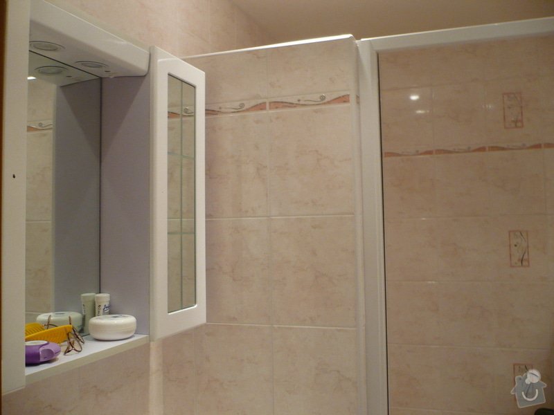 Předělání koupelny z umakartového jádra na zděné + změna místo vany sprchoví kout zděný: P1010671