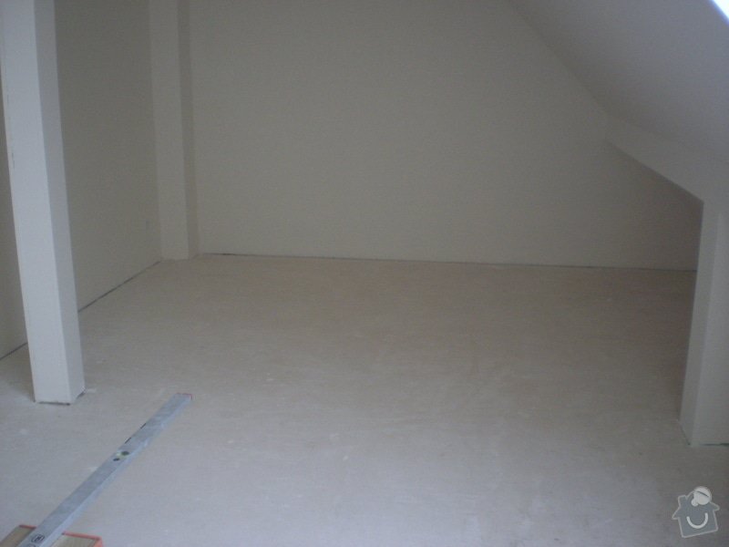 Pokladka plovouci podlahy a dlazby, obklad kuchyne: P2290017
