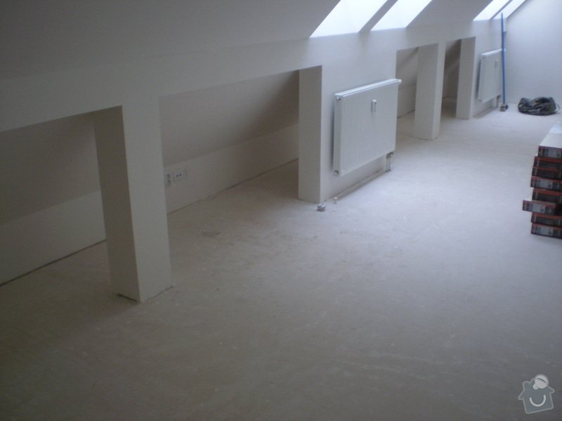 Pokladka plovouci podlahy a dlazby, obklad kuchyne: P2290018