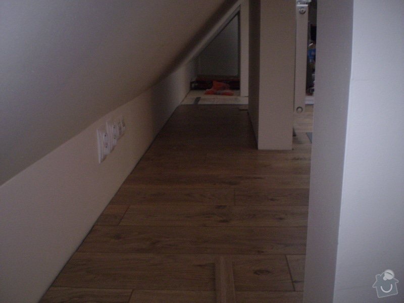 Pokladka plovouci podlahy a dlazby, obklad kuchyne: P3010007