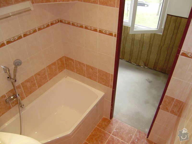 Rekonstrukce koupelny a WC: PB120063