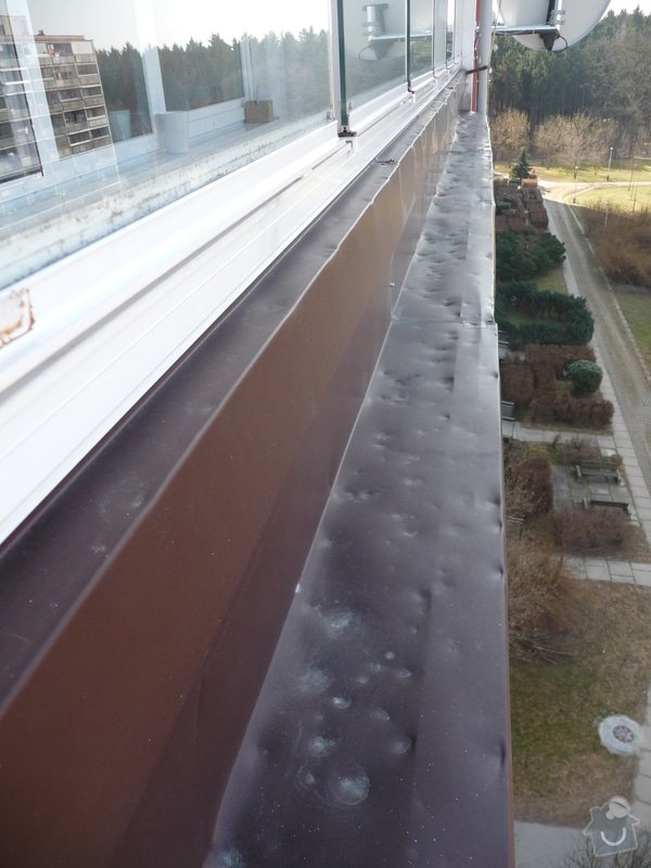 Plechovy parapet na balkon: P1090747