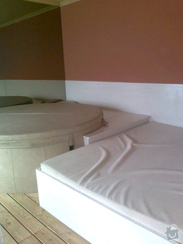 Obložení výřivky+výroba postele,obložení stěn,zalištování dveří: Fotografie0040