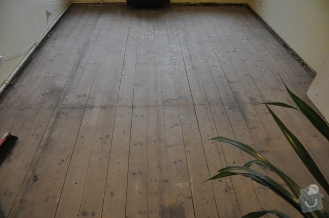 Dřevěná podlaha z prken (palubky): DSC_0024