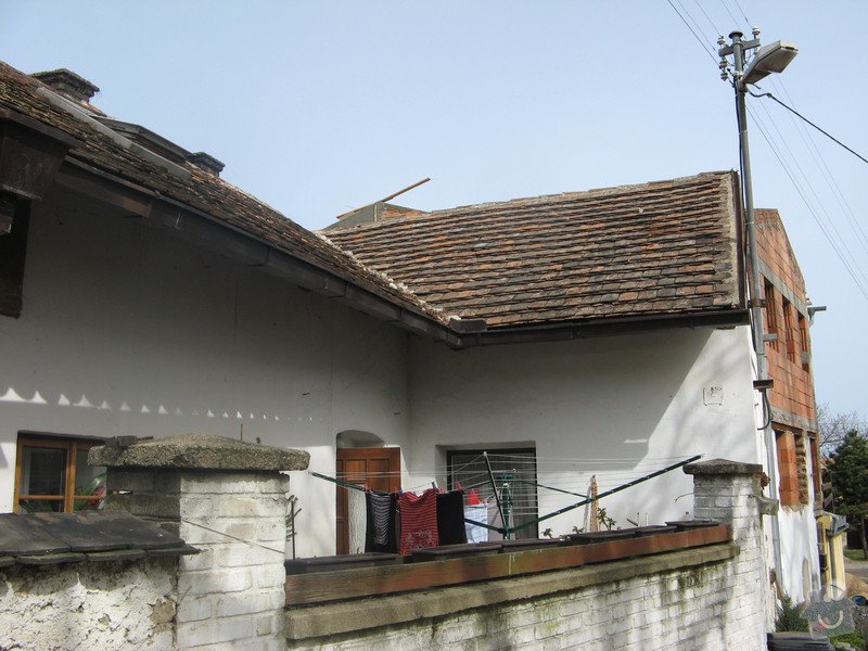 Pokládka střechy: IMG_1738