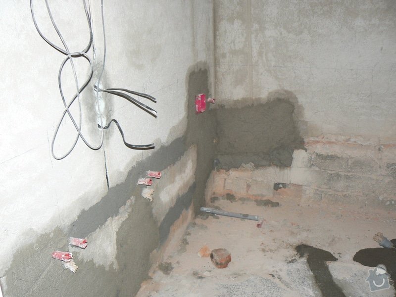 Rekonstrukce koupelny v cihlovém domě: R_P1040410