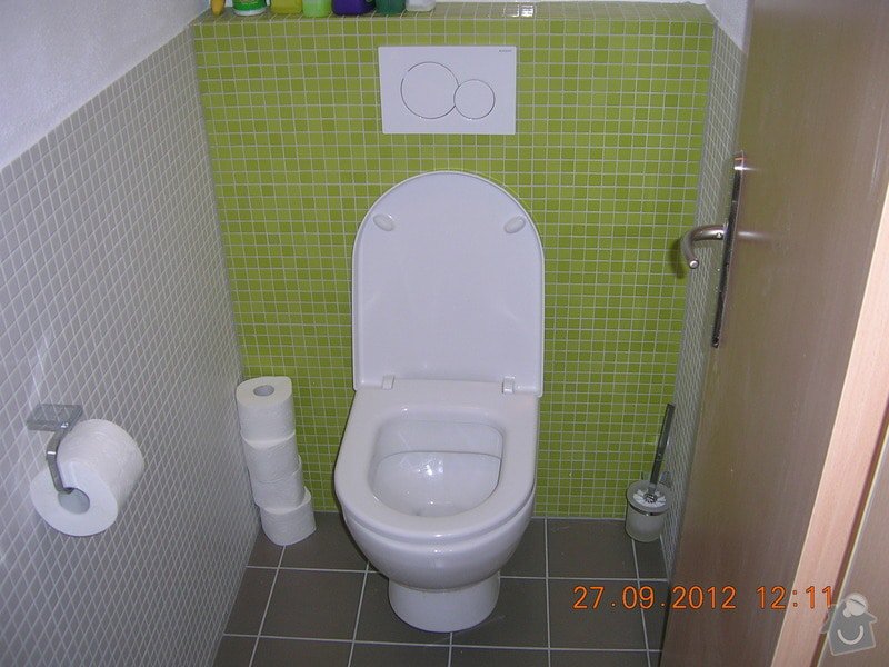 Kompletní rekonstrukce koupelny  (170x300cm) a WC: DSCN4675