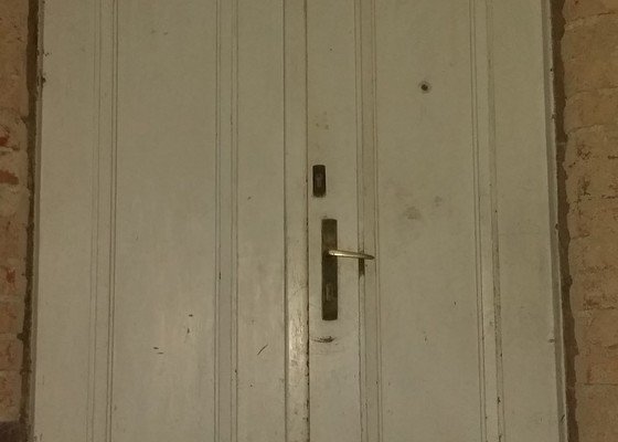 Repasovani vchodovych drevenych dveri