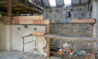 Rekonstrukce stodoly na ubytovací a stravovací zařízení