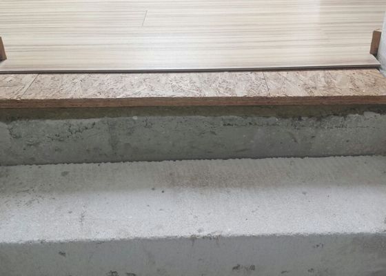 Betonová stěrka - schody - cca 10 m2 - stav před realizací
