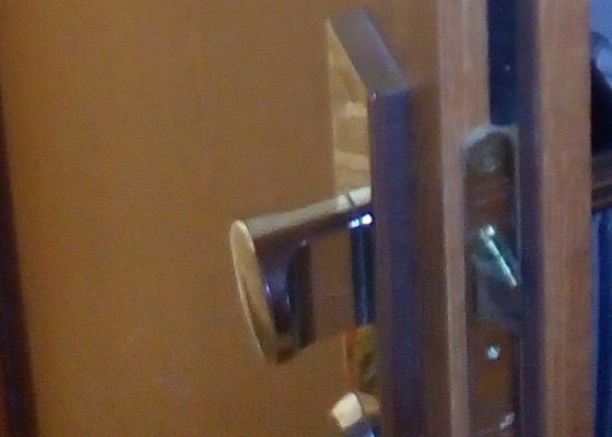 Výměna cylindrické vložky vchodových dveří bytu - stav před realizací