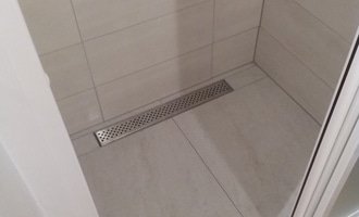 Malá koupelna - sprchový kout