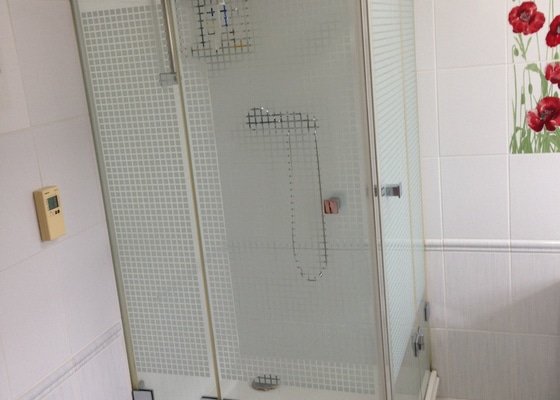 Výměna vaničky sprchového koutu - stav před realizací