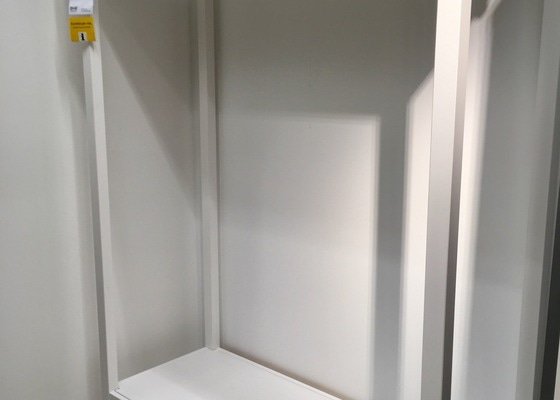 Složit 2 ks jednoduchého nábytku z Ikea - stav před realizací