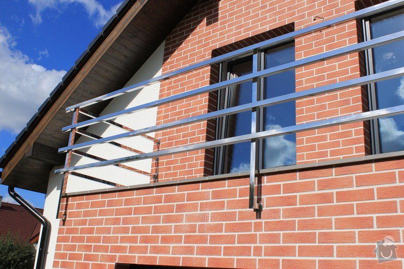 Balkónové zábradlí z nerezi a interiérové zábradlí: IMG_0536
