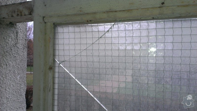 Výměna prasklého skla na balkoně: IMAG0236