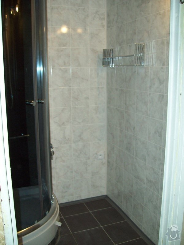 Rekonstrukce koupelny a WC v panelákovém bytě: 100_1199