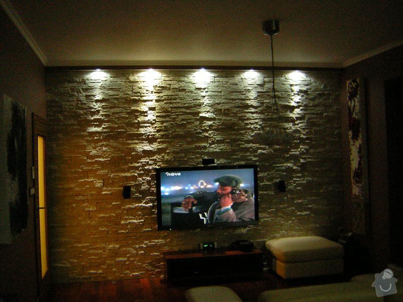 Úprava instalací pro kuchyň. Dekorativní  LED nasvětlení stěn, Nové osvětlení 2v1 LED v chodbě,  : DSCN4001