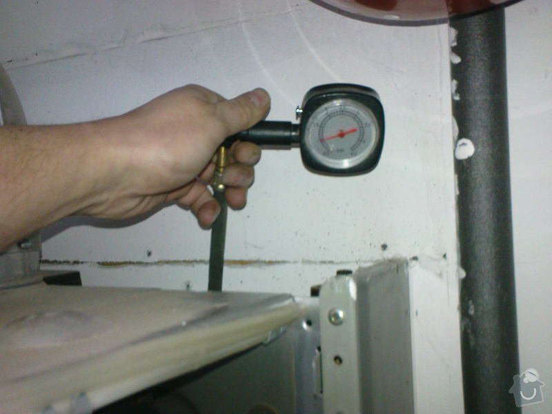 Oprava plynového kotle a regulace topení v podlaze: DSC00526