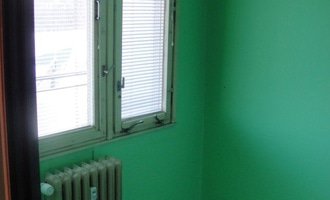 Výměna oken v panelákovém bytě ve Slaném - stav před realizací