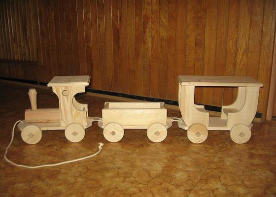 Hračka dřevěný vlak