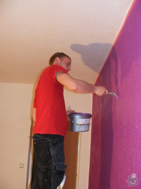 Vymalování ložnice,položení plovoucí podlahy,poskládaní skříně a postele: DSCF2584