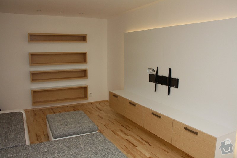 Kompletní interiérové vybavení bytu 3+1 - kuchyň, spotřebiče, dveře, koupelna, šatní skříň, obývací pokoj: IMG_0054