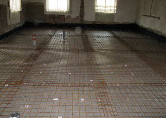 Vylití betonové podlahy