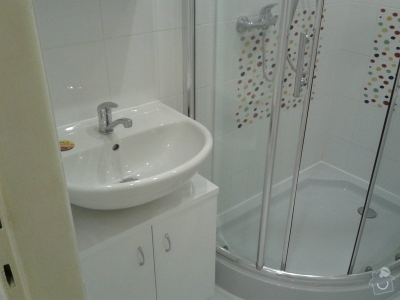 Rekonstrukce koupelny,WC,předsíně: 20130508_083427