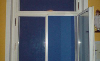 Výroba a montáž rolet mezi okna