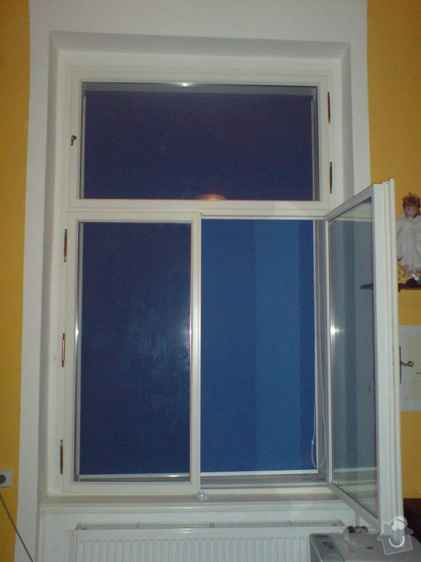 Výroba a montáž rolet mezi okna: DSC05143