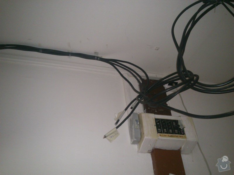 Elektroinstalace v bytě (bytový rozvadeč + připojení kuchyňských spotřebičů): bytovy_rozvadec