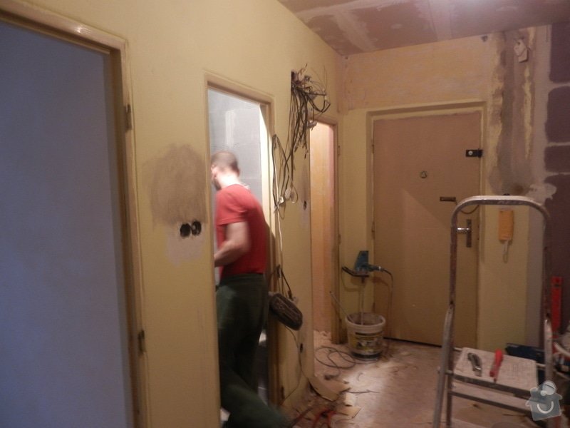 Rekonstrukce koupelny a jádra : P4050287