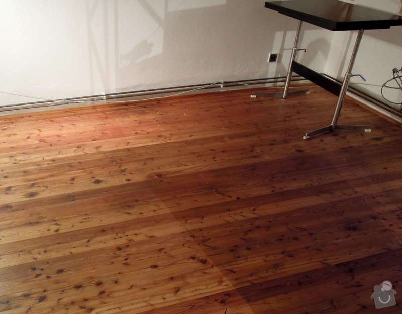 Čištění a impregnace dřevěné podlahy: podlaha