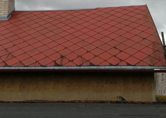 Oprava hřebene střechy