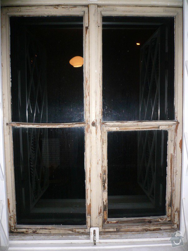 Natření/napuštění bezbarvým Luxolem, oprava a kytování  8mi dřevěných venkovních oken: okno_16-pohled_na_vnitrni_stranu