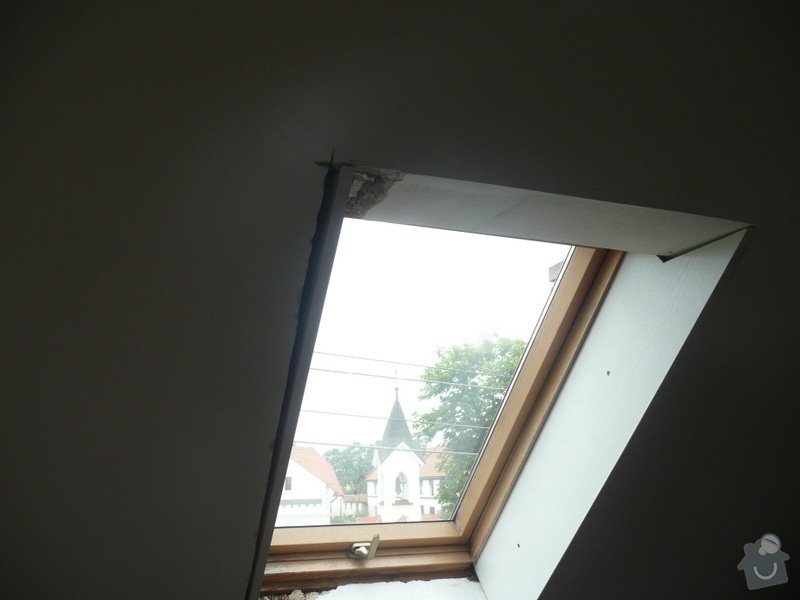 Osazení střešních oken sádrokartonem + 1 příčka: P1040223