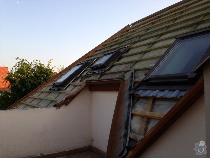 Výměna střešních oken, zateplení střechy, výměna střešní krytiny a klempířiny: IMG_1694